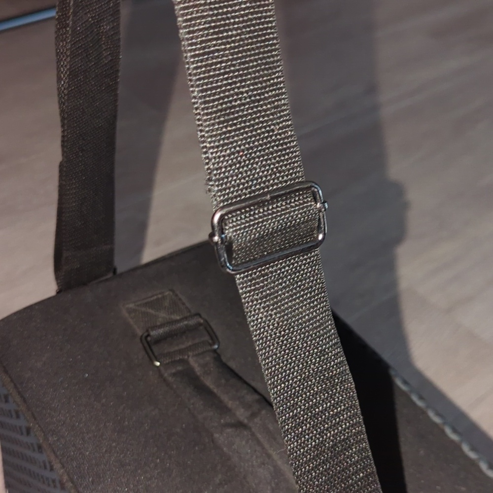 Premier Heavy Duty Nice Travel Bag - Picture 5 of 7